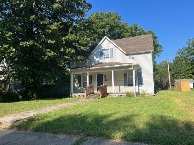 1317 N Sherman Ave in Springfield, MO - Foto de edificio - Building Photo