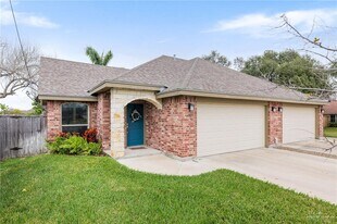 10 Jackson N Rd in Edinburg, TX - Building Photo