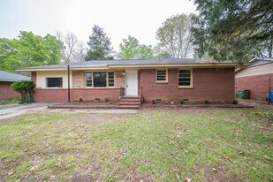 2320 Ginny Ave in Columbus, GA - Building Photo