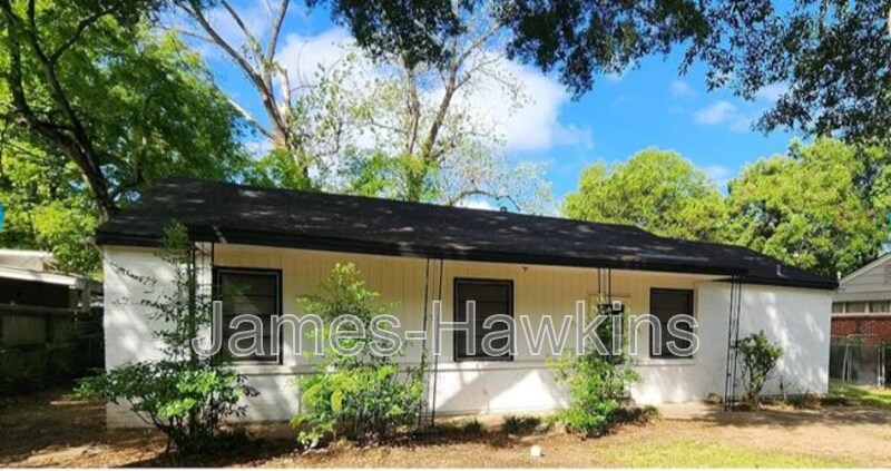 711 Iris Ln in Montgomery, AL - Building Photo