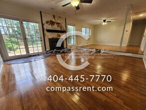 1759 Kimberly Dr SW in Marietta, GA - Building Photo - Building Photo