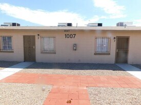 1007 C St in Las Vegas, NV - Building Photo