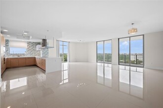 17301 Biscayne Blvd, Unit 902 in Aventura, FL - Building Photo - Building Photo