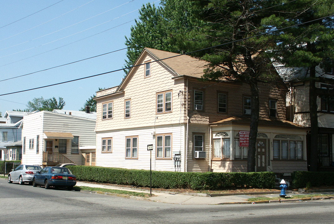 496 Nye Ave in Irvington, NJ - Building Photo