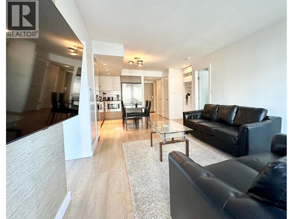 1618 Quebec St in Vancouver, BC - Building Photo