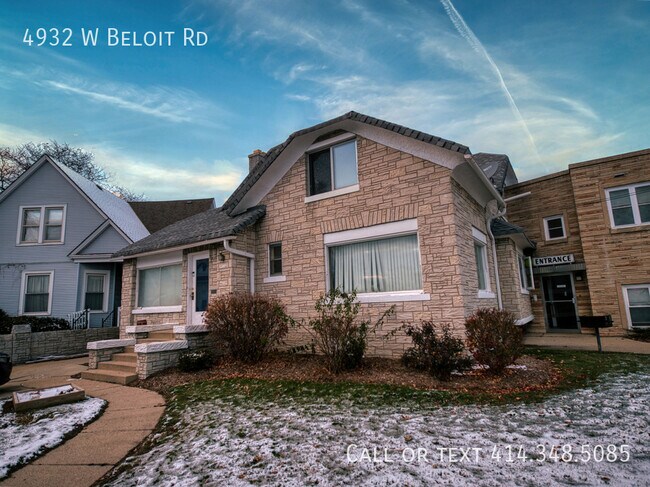 4932 Beloit Rd in West Milwaukee, WI - Building Photo - Building Photo