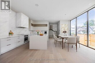 739 Ebony Ave in Mississauga, ON - Building Photo - Building Photo