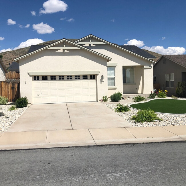 property at 3908 Cloverbrook Dr