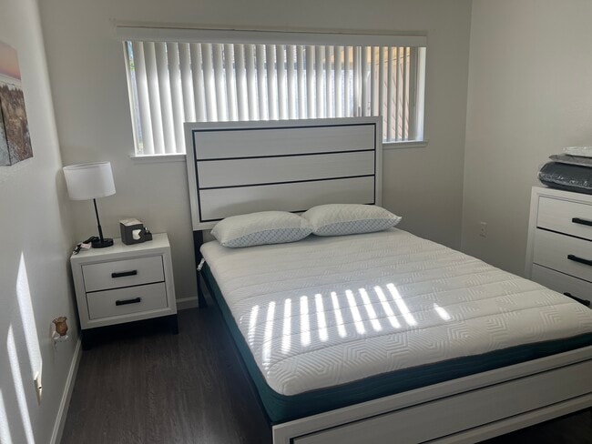 72694 Eagle Rd, Unit 1 in Palm Desert, CA - Building Photo - Building Photo