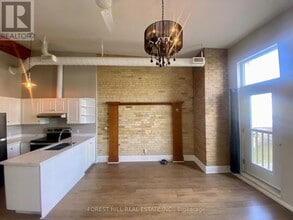 18 Water St N in Cambridge, ON - Building Photo - Building Photo