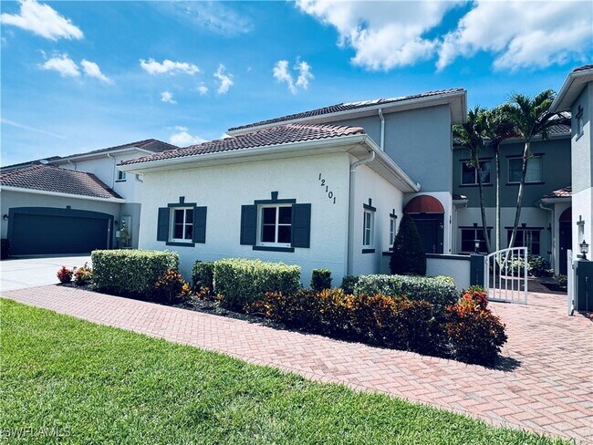 property at 12101 Santaluz Dr