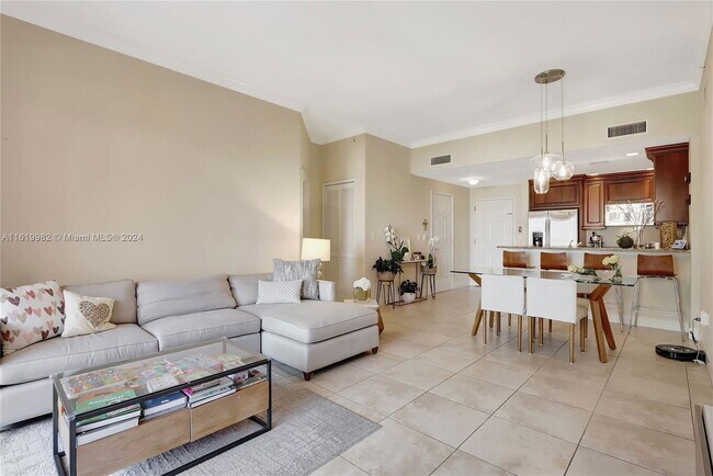 100 Andalusia Ave in Coral Gables, FL - Building Photo - Building Photo