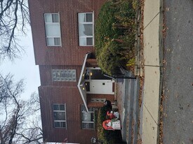 144 Ann St in Clarendon Hills, IL - Building Photo