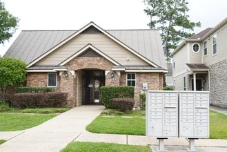 16019 Summerville Lake Dr in Tomball, TX - Building Photo - Building Photo