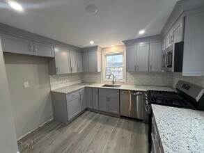 7 Silvia Ct in Boston, MA - Building Photo - Building Photo