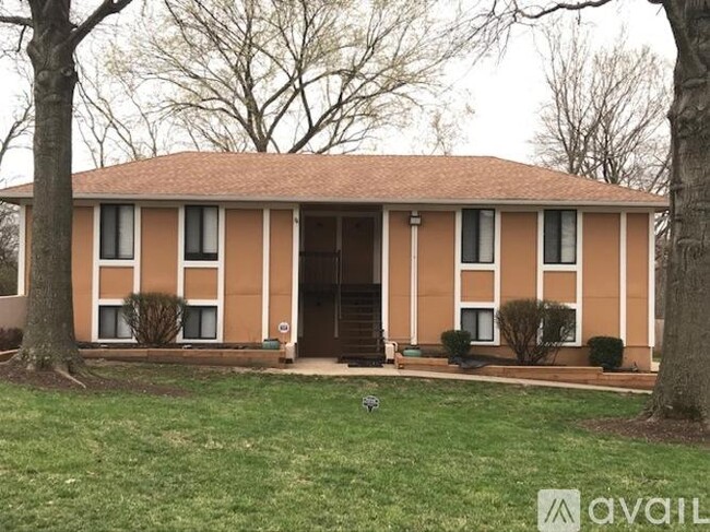 9129 E 85th Pl in Raytown, MO - Foto de edificio - Building Photo