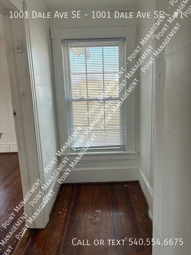 property at 1001 Dale Ave SE