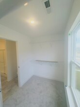 17309 Wellburn Dr in Westfield, IN - Foto de edificio - Building Photo