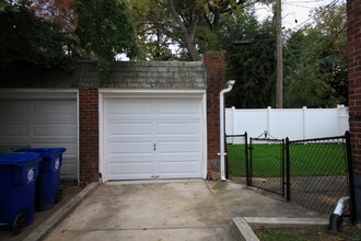 2807 Harview Ave in Baltimore, MD - Building Photo - Building Photo