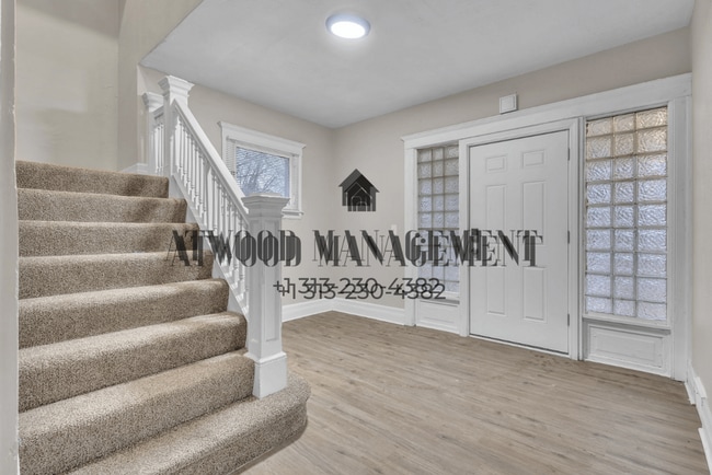 This beautifully updated 3-bedroom, 1-bath single-family home is ready for move-in! in Highland Park, MI - Building Photo - Building Photo