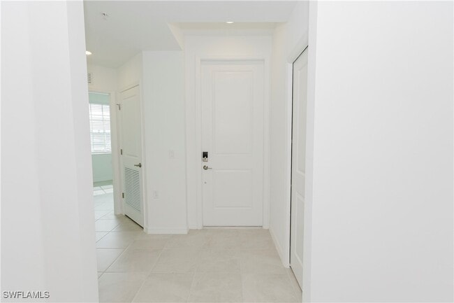 18451 Copperhead Dr in Lehigh Acres, FL - Foto de edificio - Building Photo