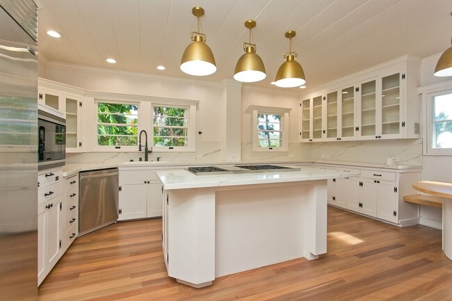 property at 3125 Huelani Pl