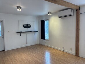 38 Park Ave in Newport, ME - Building Photo - Building Photo