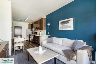 11221 Synergy Dr in Wauwatosa, WI - Building Photo