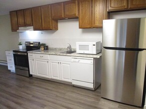 3208 76th Ave NW in Gig Harbor, WA - Building Photo - Building Photo