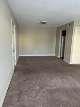 1121 Alice Dr in Sumter, SC - Building Photo - Building Photo