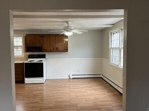 135 Waterside Ave in Northport, NY - Foto de edificio - Building Photo