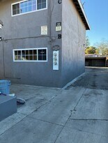 12331 Alpine Ave, Unit B in Lynwood, CA - Building Photo