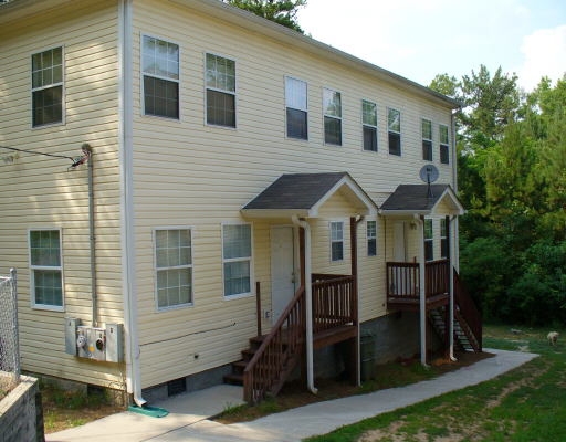 1981 Jones Ave in Atlanta, GA - Building Photo