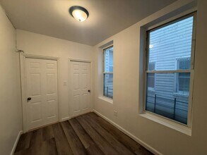 92 Fountain Ave in Brooklyn, NY - Building Photo - Building Photo