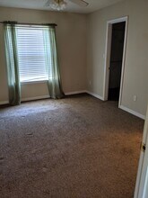 18 Stowe Rd in Mary Esther, FL - Building Photo - Building Photo