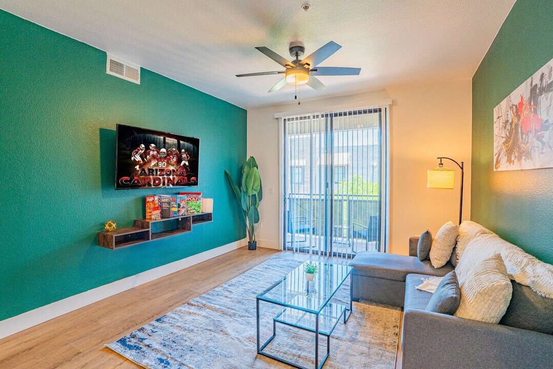 6610 N 93rd Ave in Glendale, AZ - Building Photo