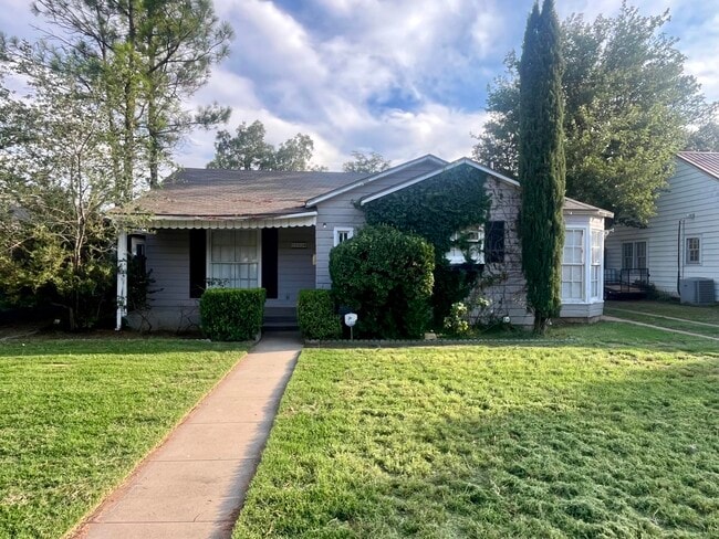 property at 2203 31st St