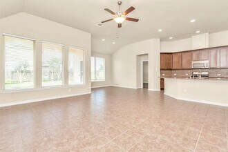 9407 Vista Falls Ct in Richmond, TX - Building Photo - Building Photo