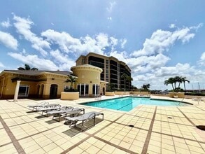 3321 Sunset Key Cir in Punta Gorda, FL - Building Photo - Building Photo