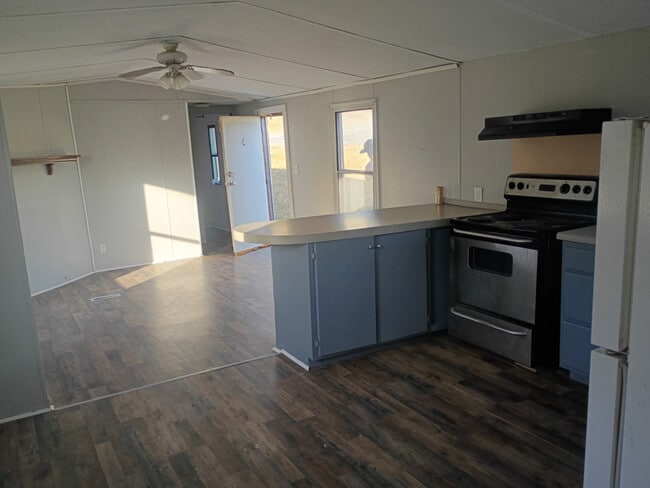 property at 112 Norris Ave SE