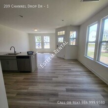 209 Channel Drop Dr in Clayton, NC - Building Photo - Building Photo