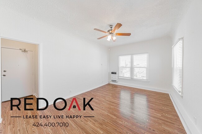 2749 San Marino St in Los Angeles, CA - Building Photo - Building Photo