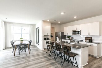 4042 Keeley Dr in Gallatin, TN - Building Photo - Building Photo