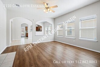 2110 Charlotte Estates Dr in Austin, TX - Building Photo - Building Photo
