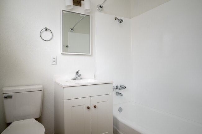 Forty9 Jamieson Apartments in Beaverton, OR - Foto de edificio - Building Photo
