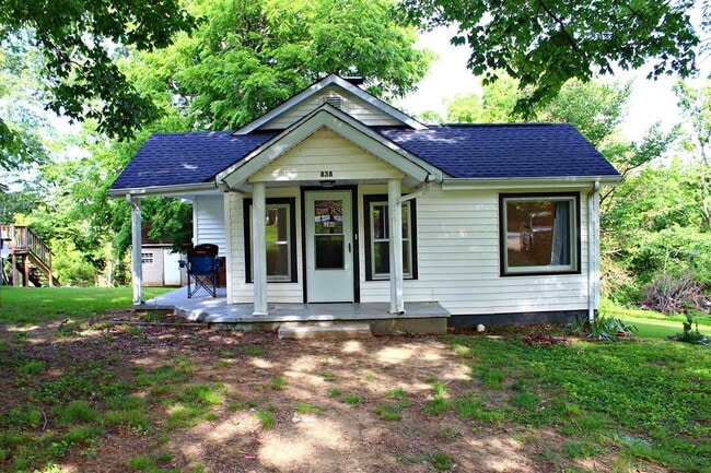 property at 838 Holland Rd