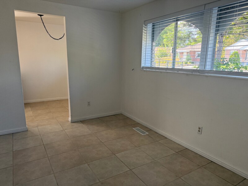464 E 1300 S in Salt Lake City, UT - Building Photo
