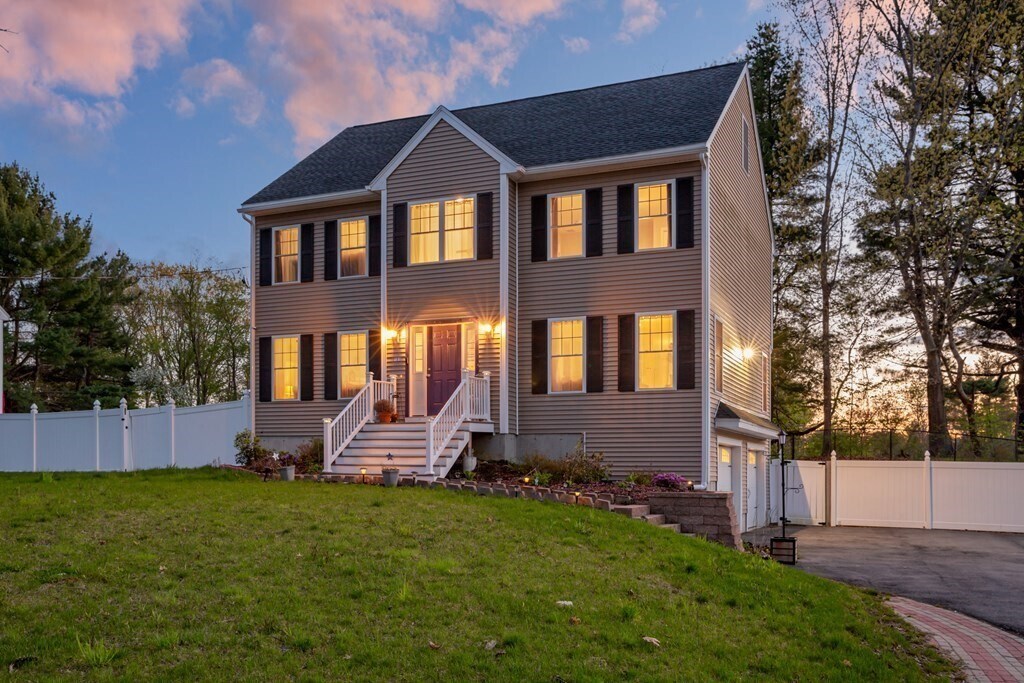 131 Merrill Ave in Haverhill, MA - Building Photo