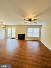 109 Cardinal Ln in Hummelstown, PA - Building Photo - Building Photo