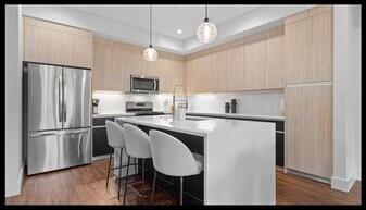 5515 Humming Bird Ln in Austin, TX - Building Photo